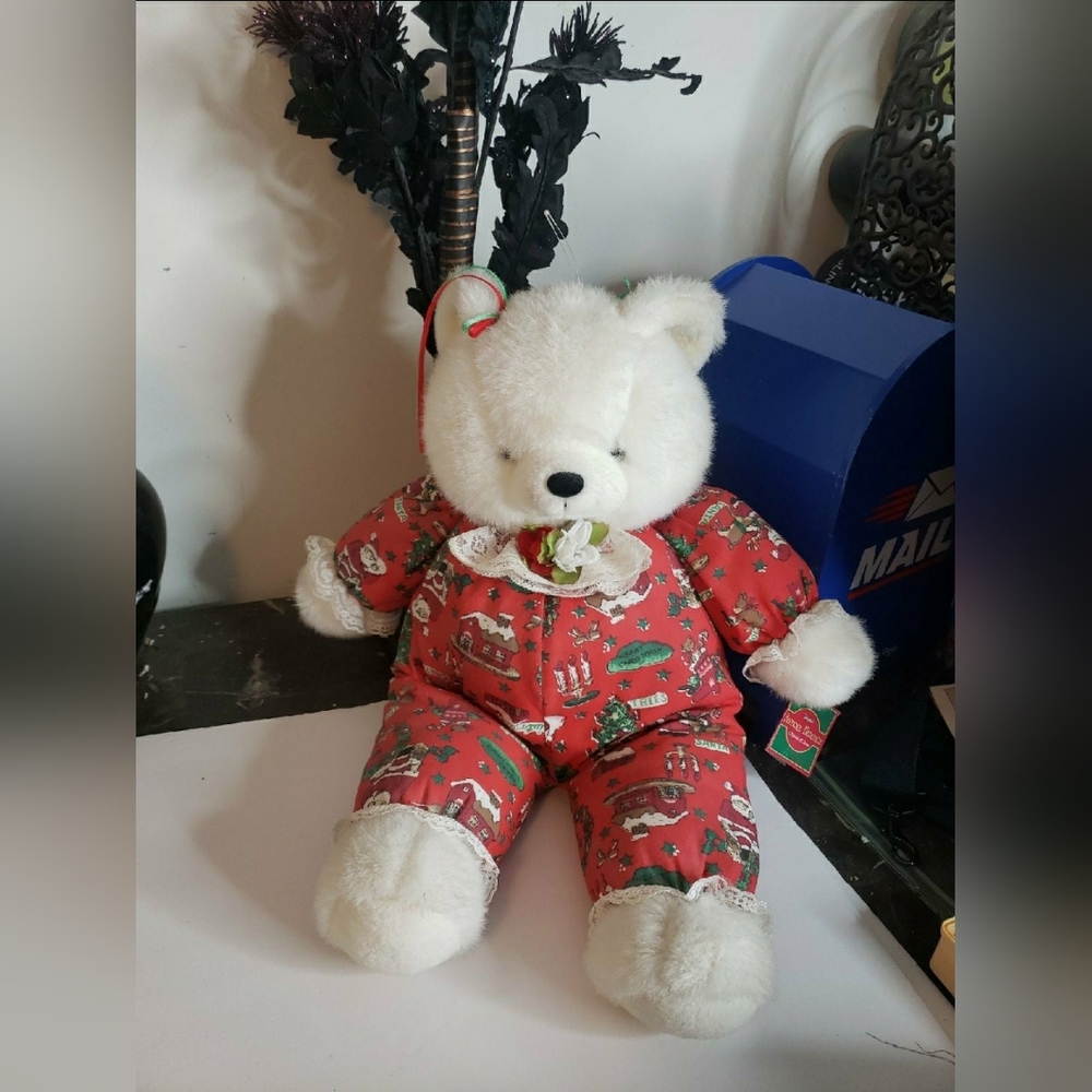 Antique Heritage Christmas Bear 1991 Plush Holidays